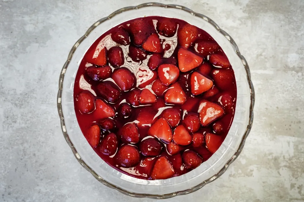 cheesecake_jahoda_zele_2026_pohled_shora.webp_1